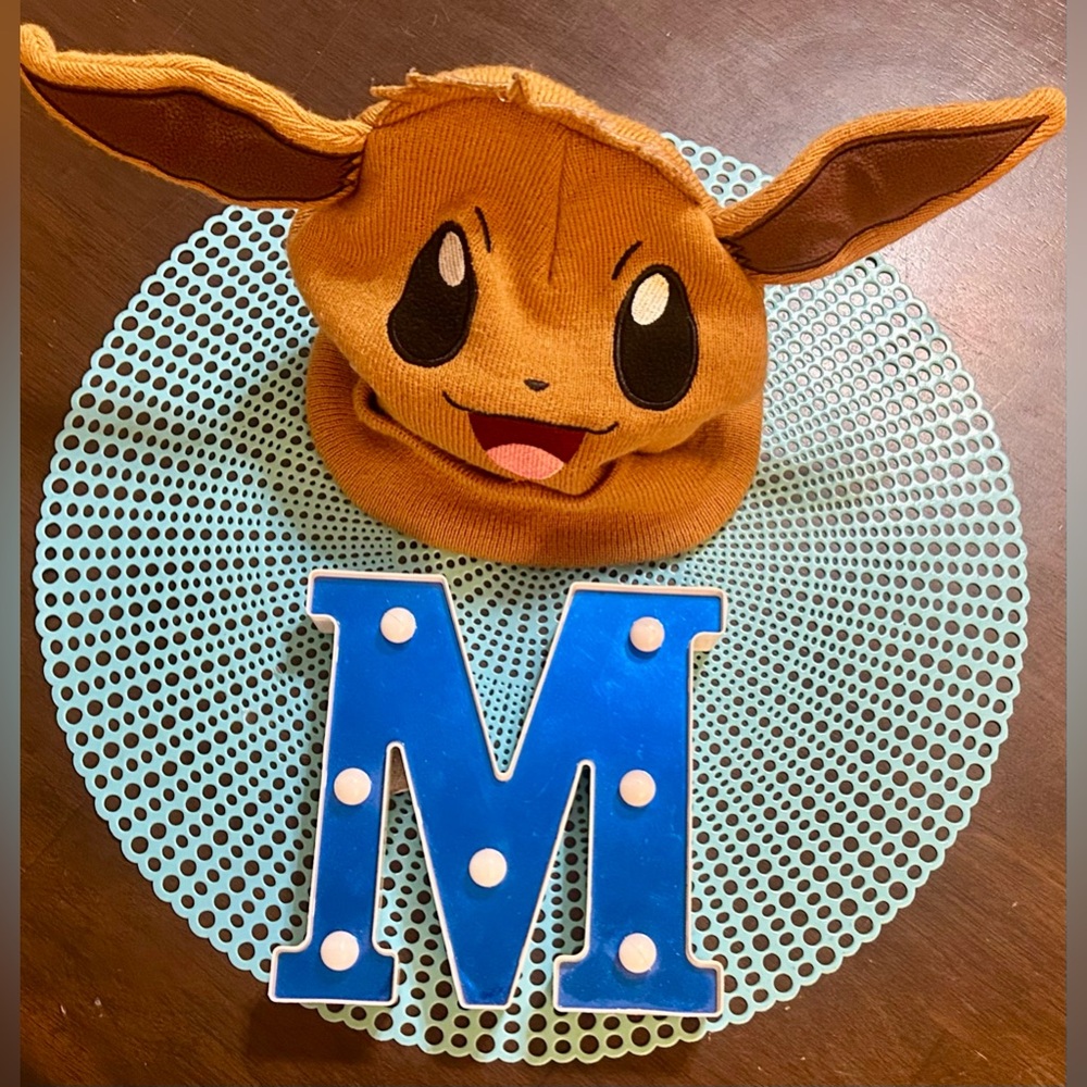 Eevee Beanie Hat - Pokémon; pre-owned